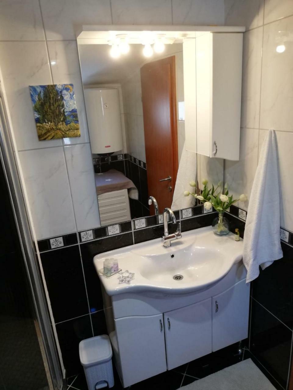 מאקרסקה Apartment Silvija מראה חיצוני תמונה